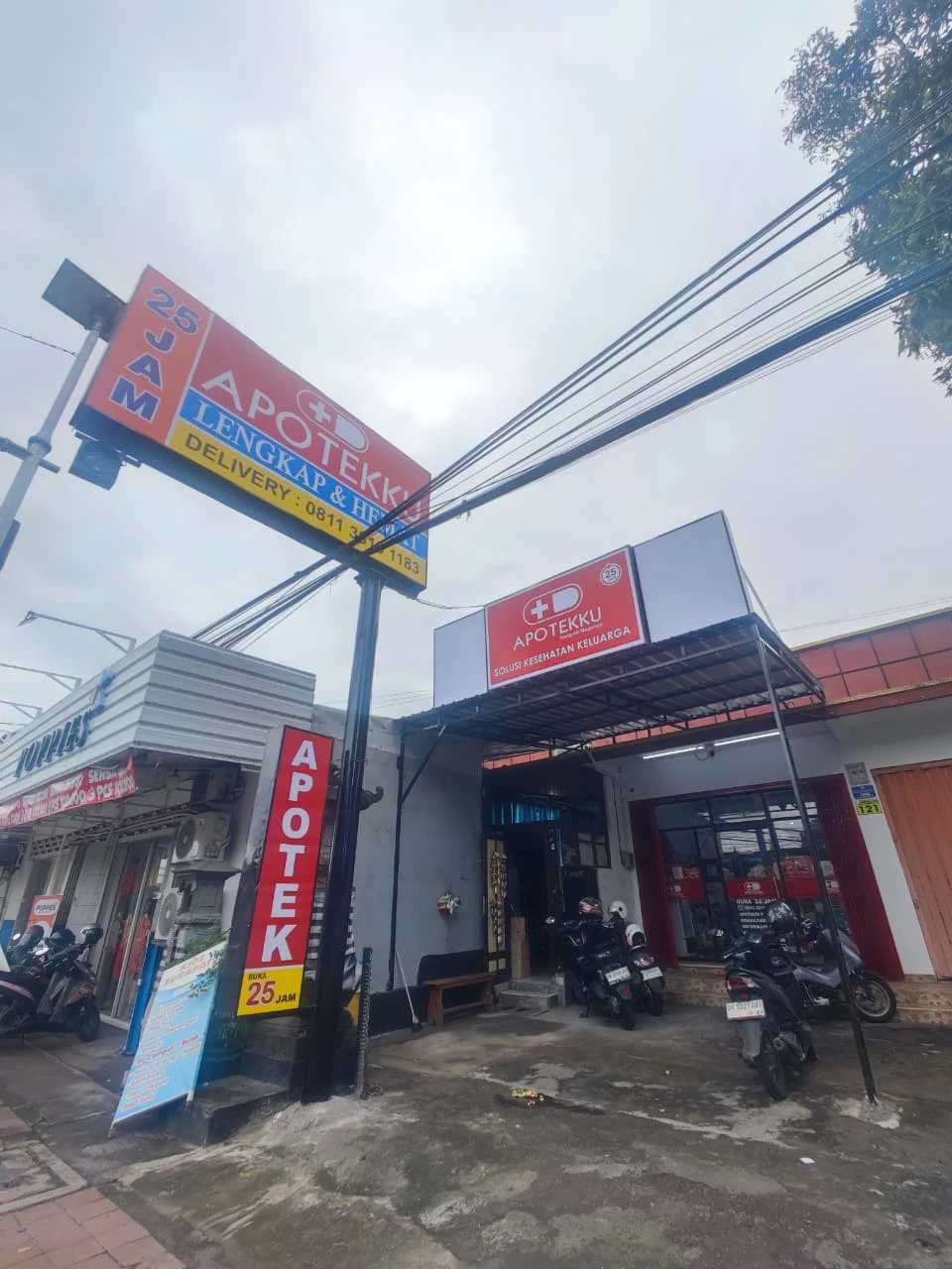 ApotekKU No. 71 Surapati Singaraja in Buleleng, Bali