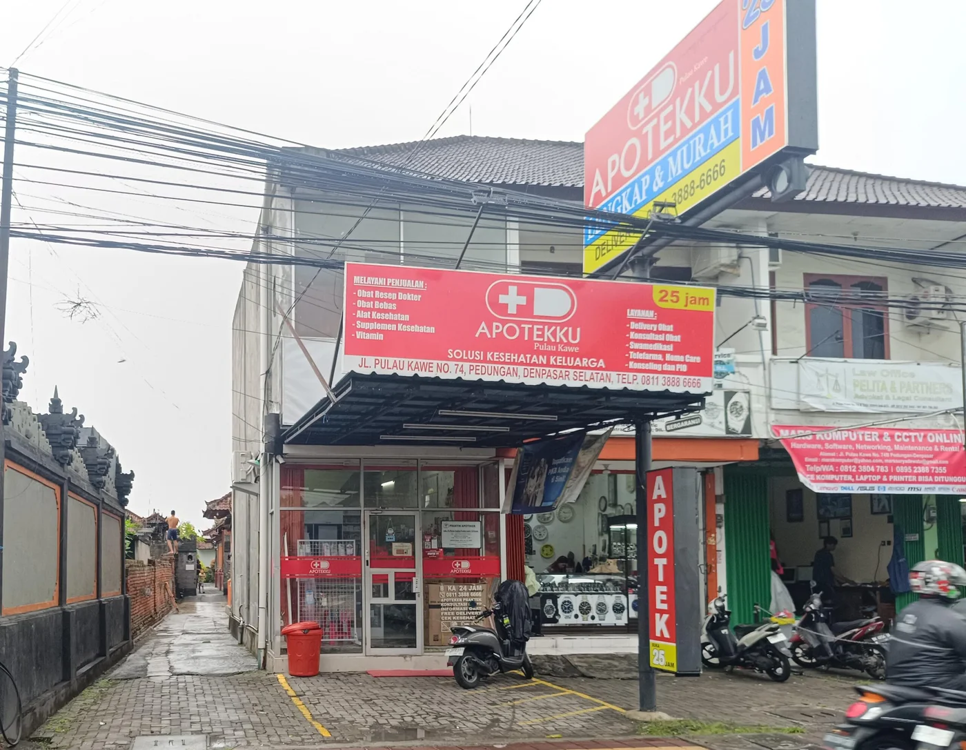 ApotekKu Pulau Kawe in Denpasar, Bali