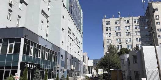 Продаж приміщення 21,6 кв.м в бізнес-центрі, Поділ, Виноградар, вул. Світлицького 35. ТОРГ