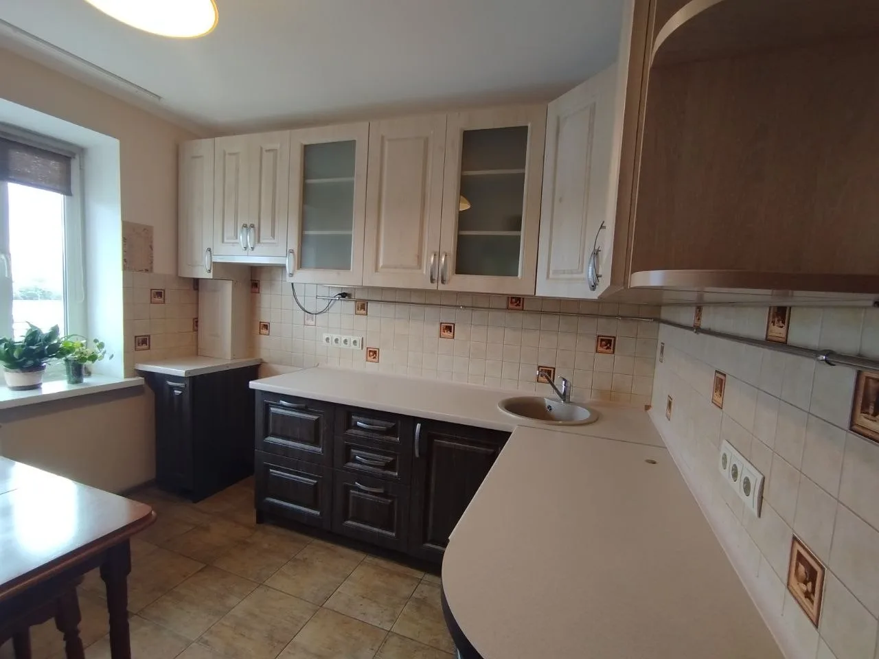 Продаж 2-кімнатної квартири Братиславська 13