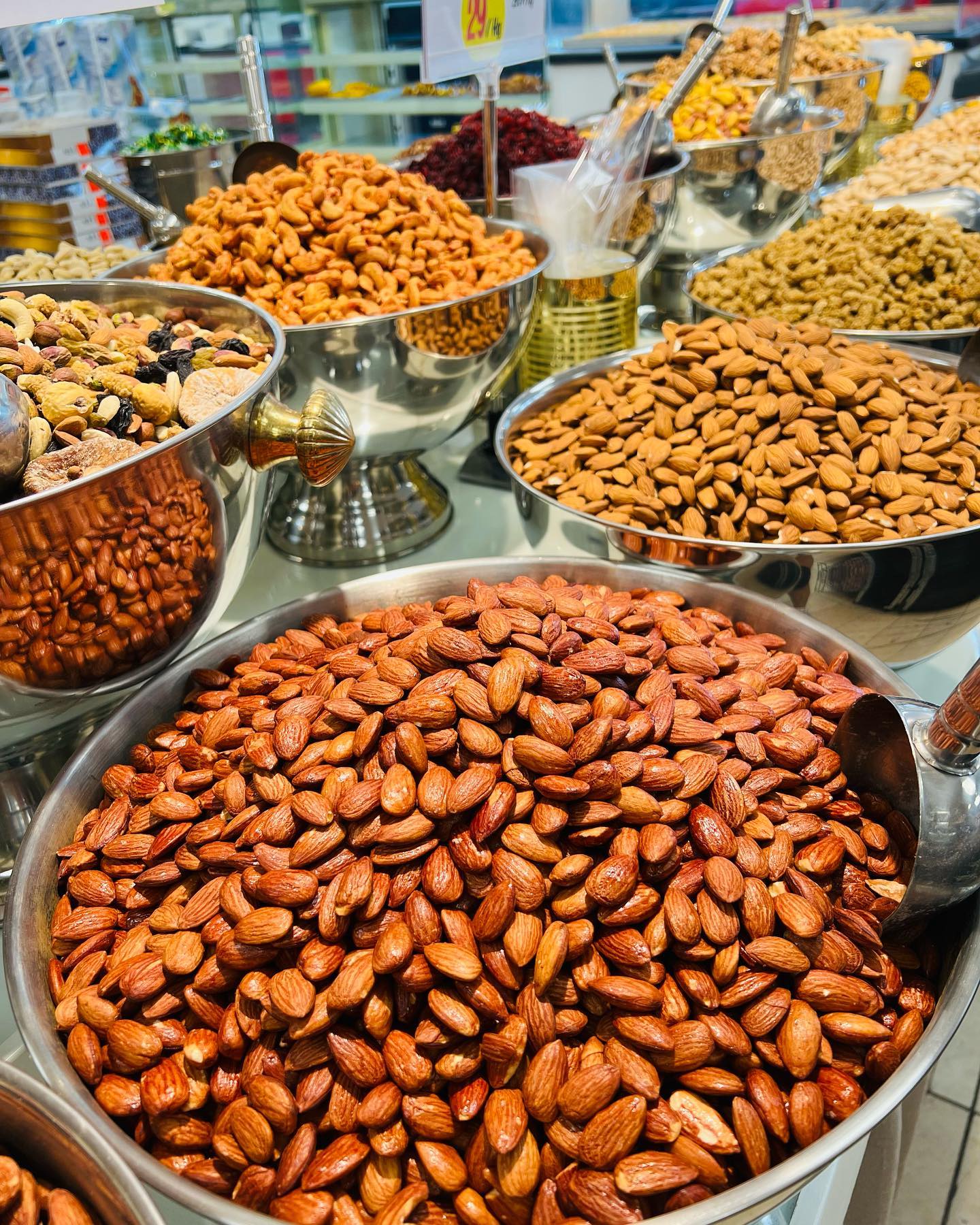 سوپرمارکت کاسپین