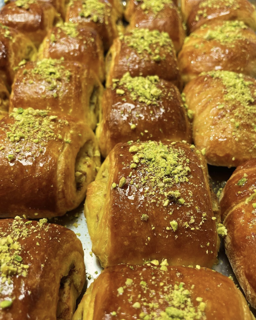 کافه قنادی لیام