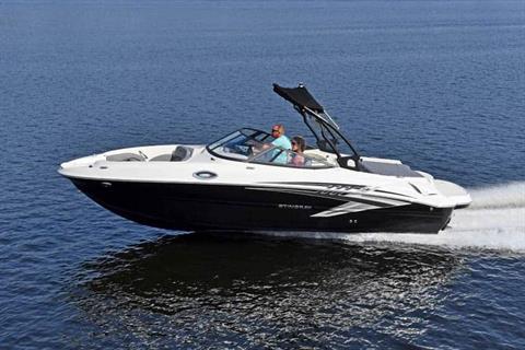 Stingray 215 LR Wake