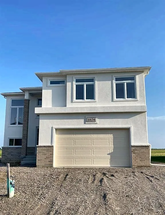 Photo of 4434 Belmont