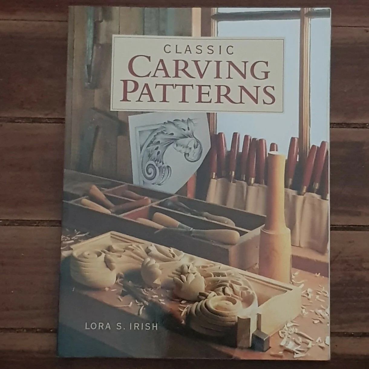 Alquiler de Libro Carving Designs