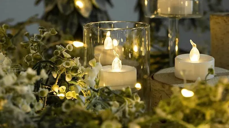 Alquiler de 24 Velas Led Para Decoración