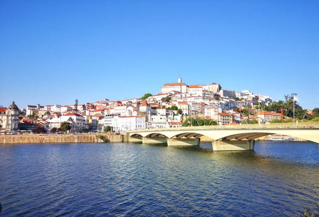 Walk along the Mondego at sunset