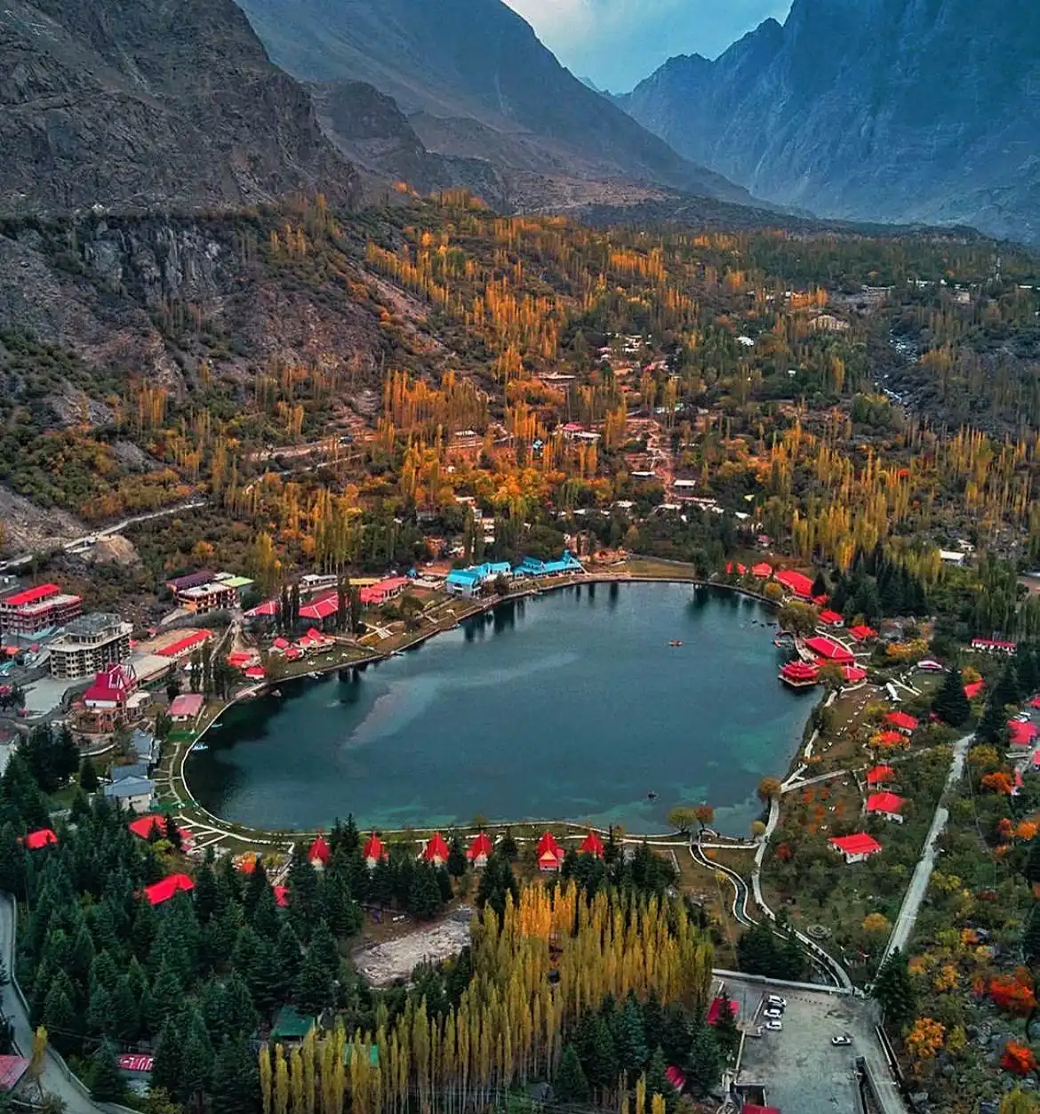 🏔️ Travel Tip: Friendly People & Local Culture — image 1