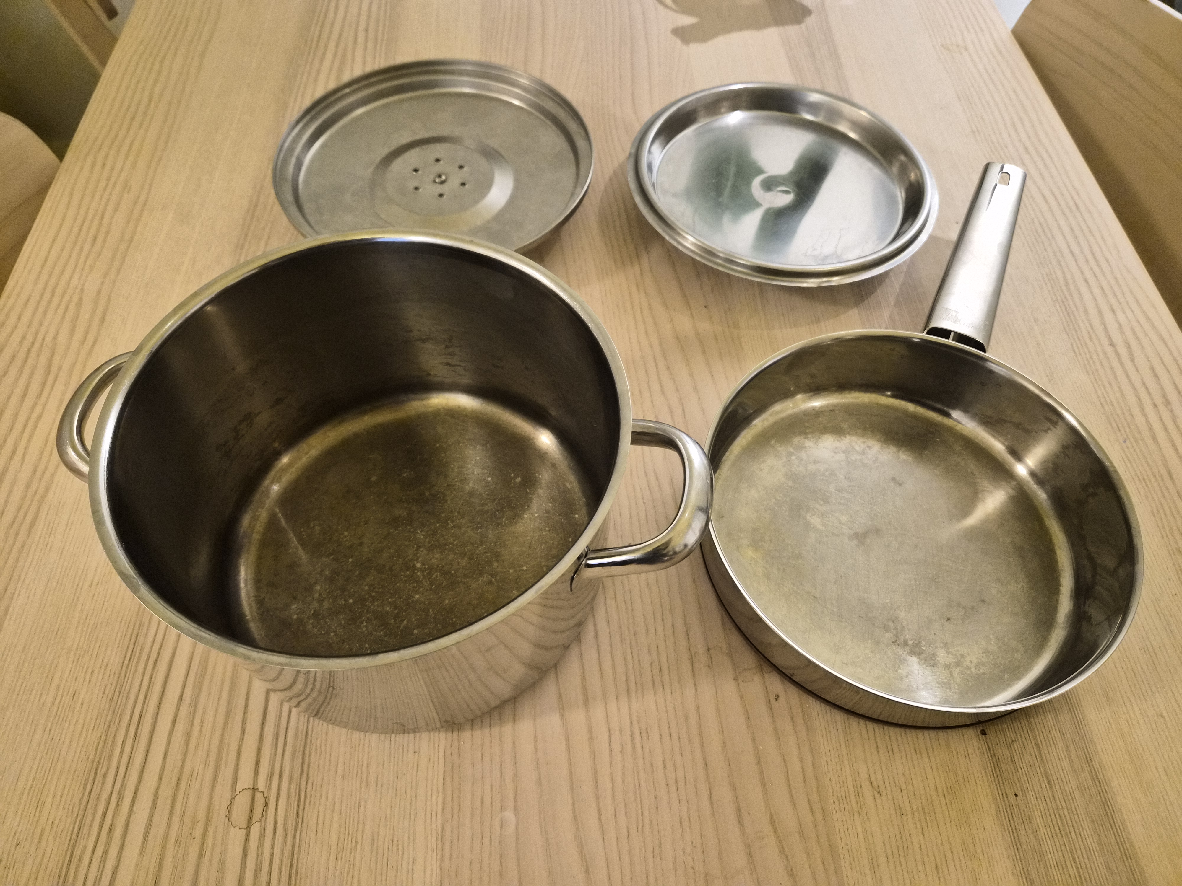 Kökskastruller - Bild 1