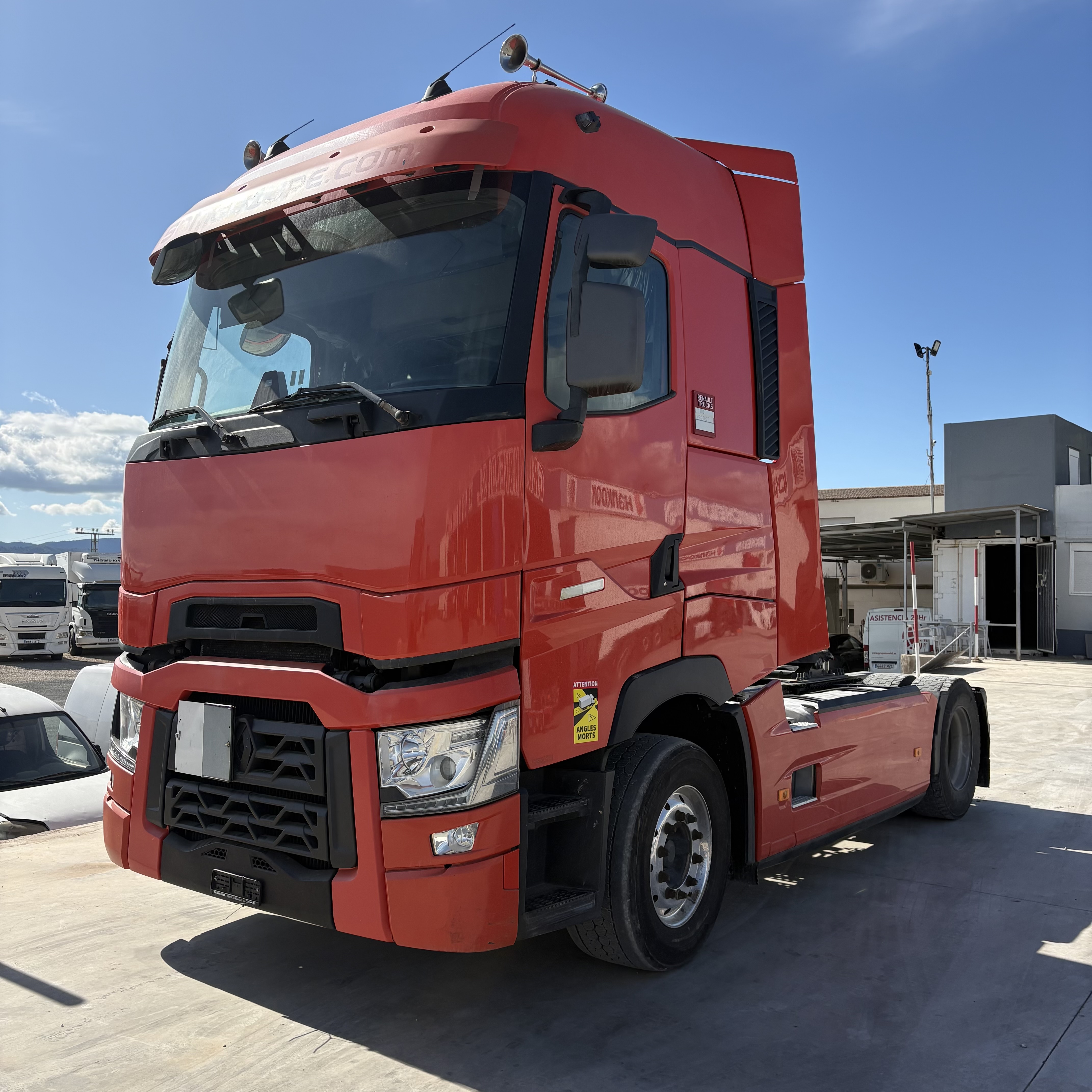 Renault T