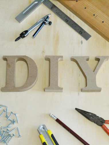 マイペースに100均DIY①  DAISO制本棚編