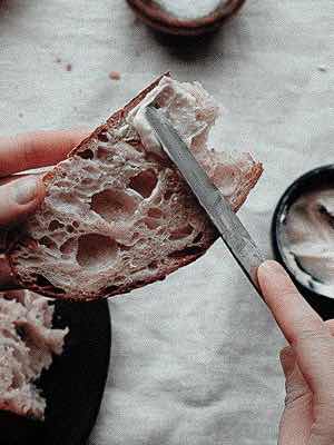 マーガリンとバケット