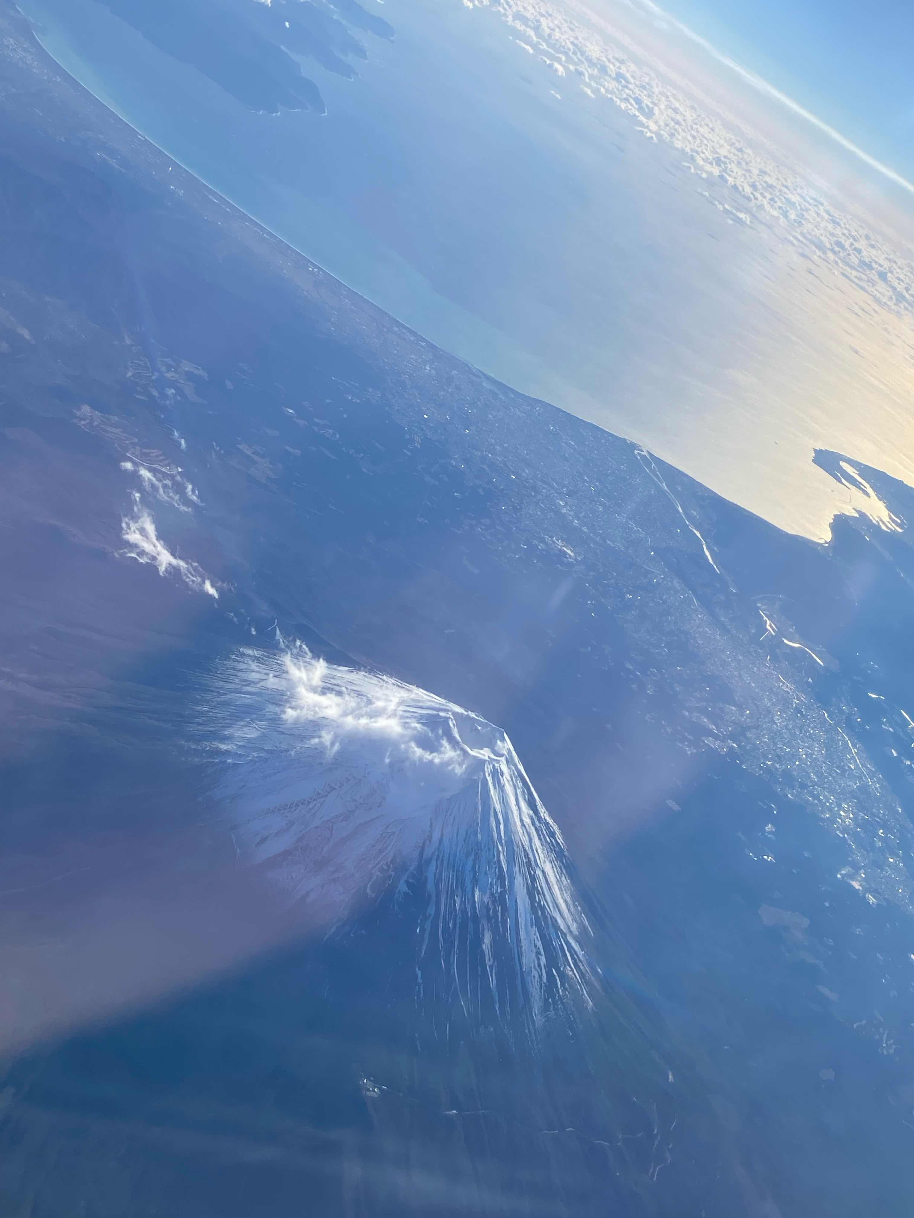 飛行機の受付で警察呼ばれた人の話