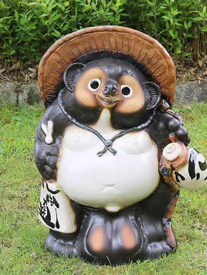 信楽焼きのぽんぽこりん