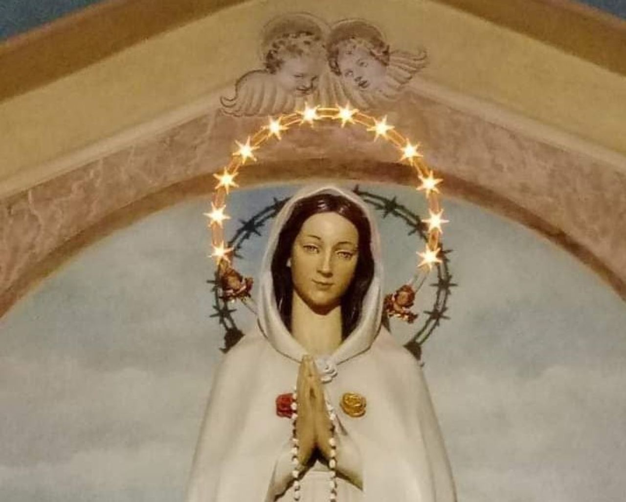 Nossa Senhora Rosa Mística