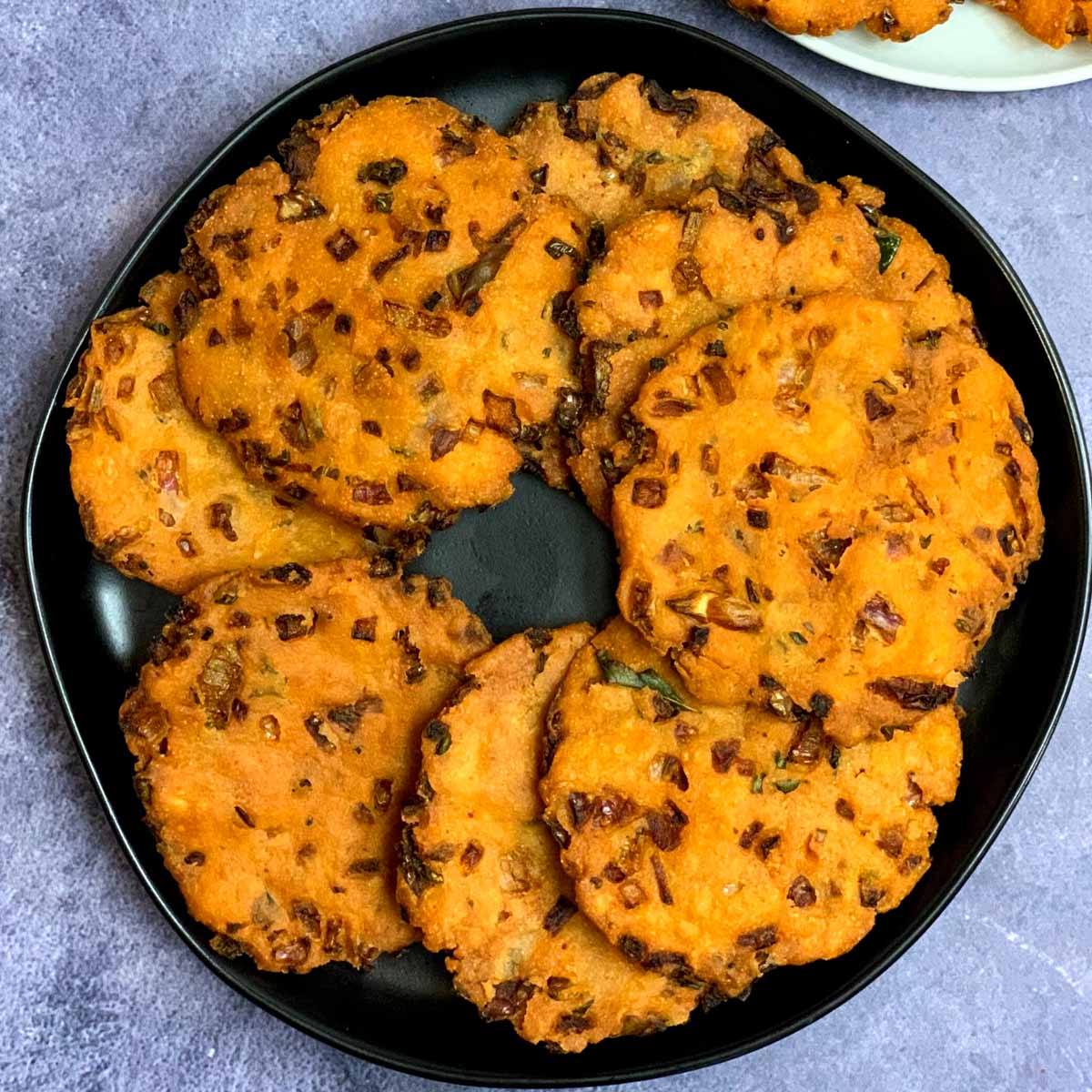 Madhur Vada