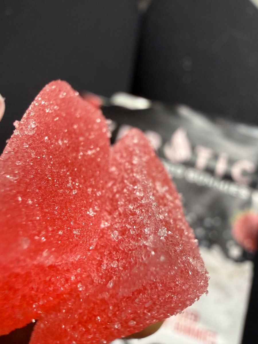 Hydrotic Strawberry Gunmies