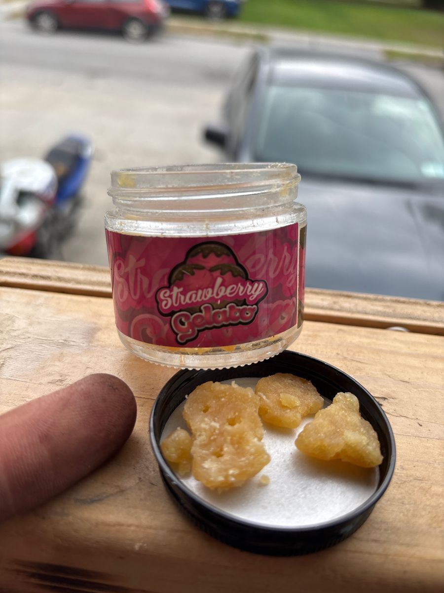 Whole Melt Extracts Strawberry Gelato