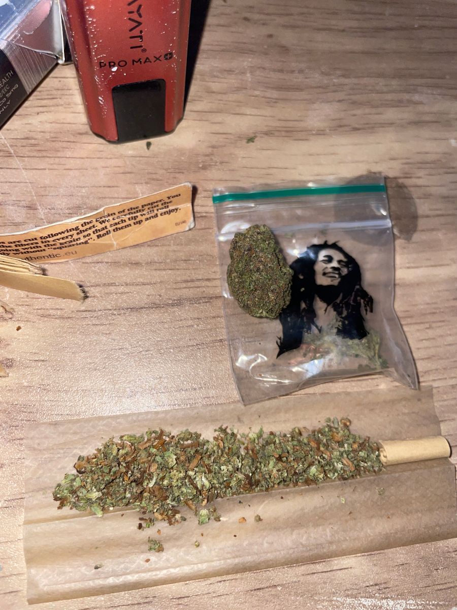 Black Market Candy Gass