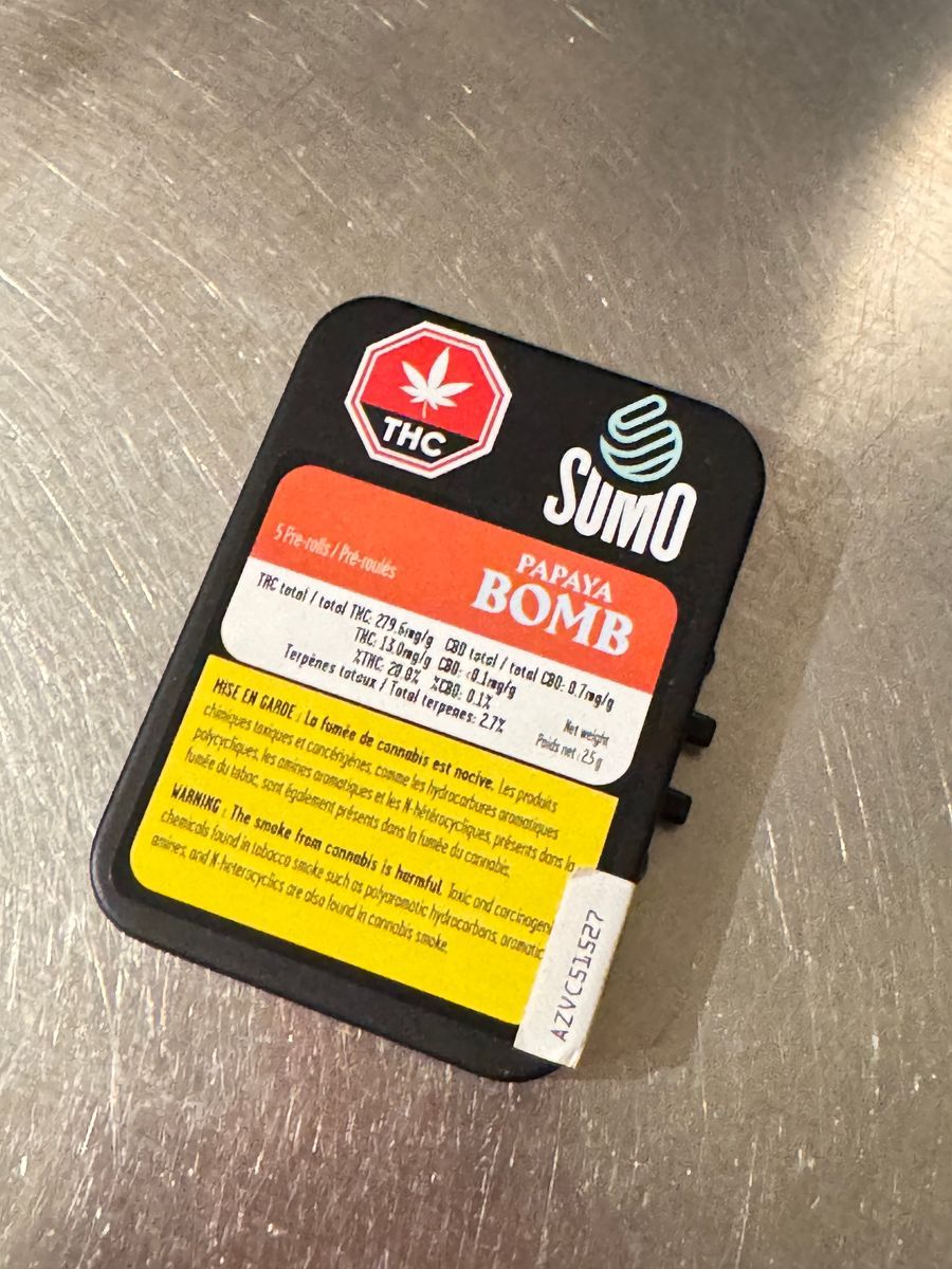 Papaya Bomb (Indica-Dominant Hybrid) strain