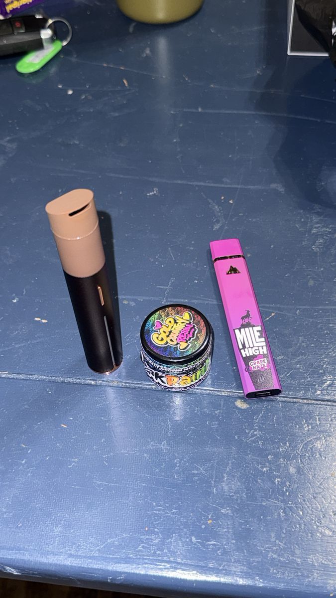 Gold Country Resin Dark Rainbowz