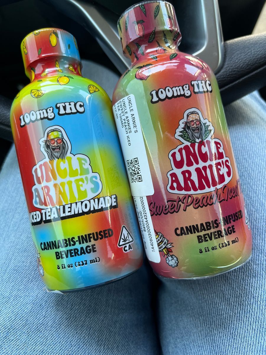 Uncle Arnies Ice Tea Lemonade And Sweet Peach Iced Tea