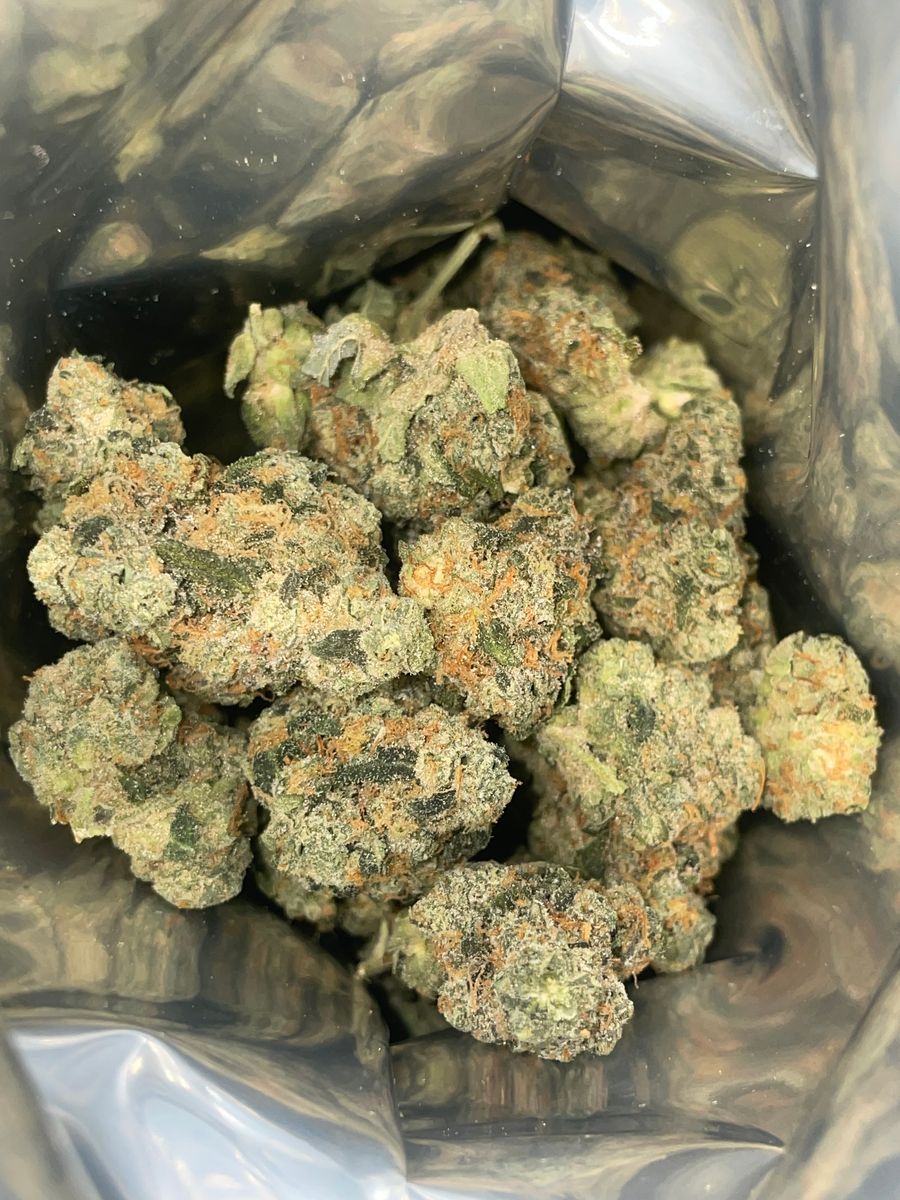 Powder Peach strain