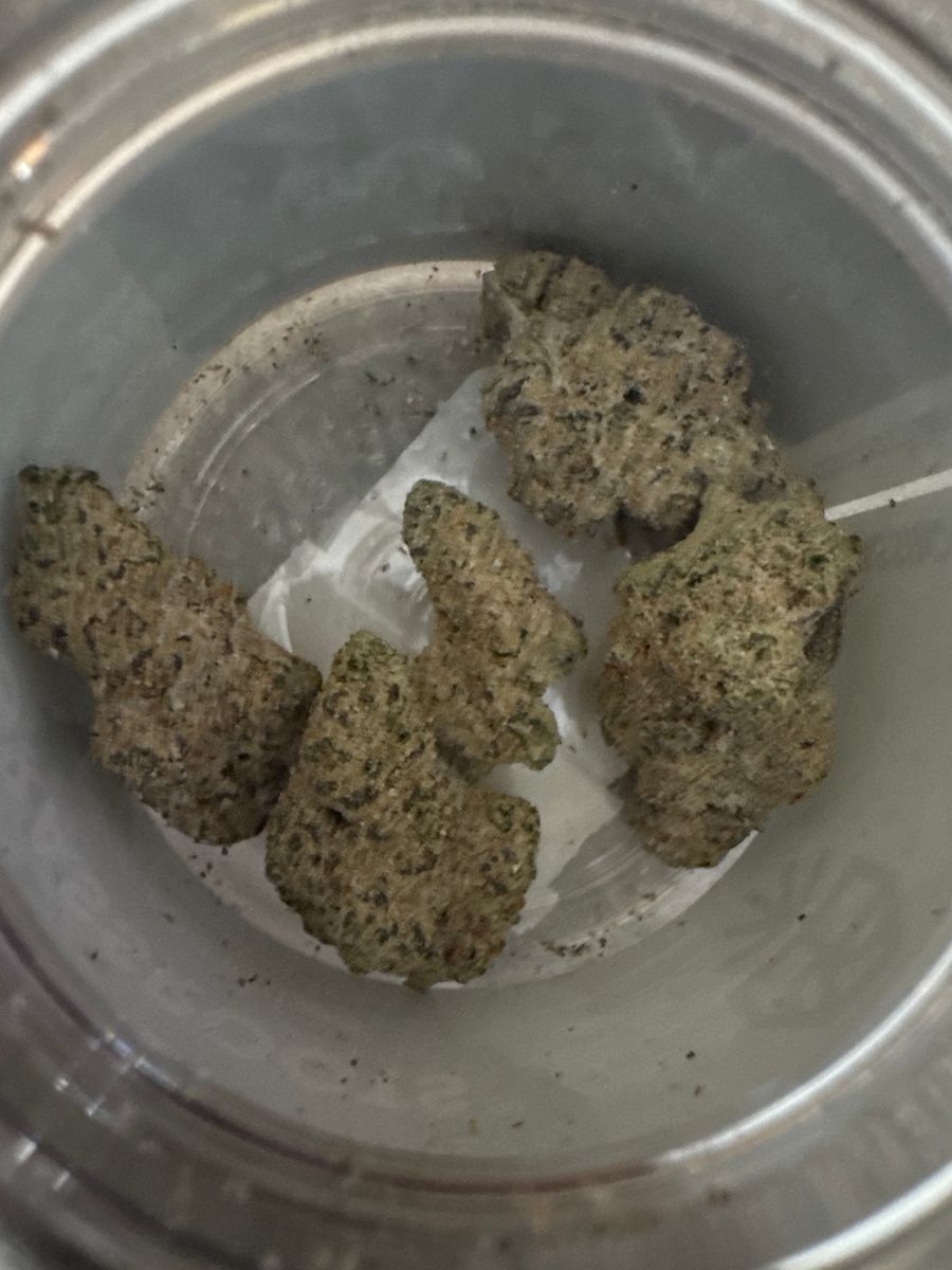 Jah Chee Cake Infused Flow strain