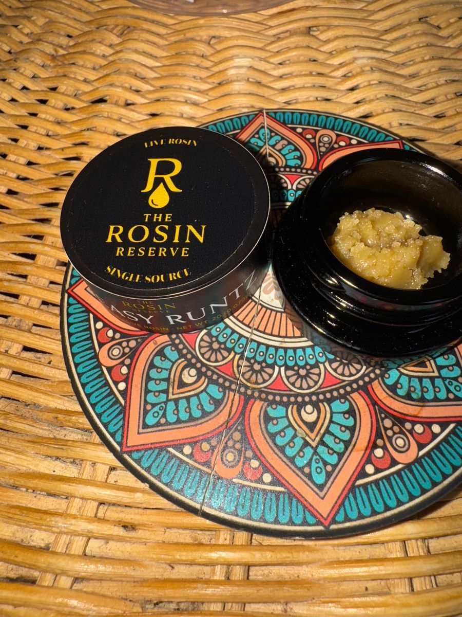 Greasy Runtz strain