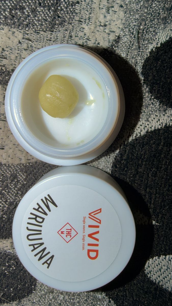 Vivid Strawnana
