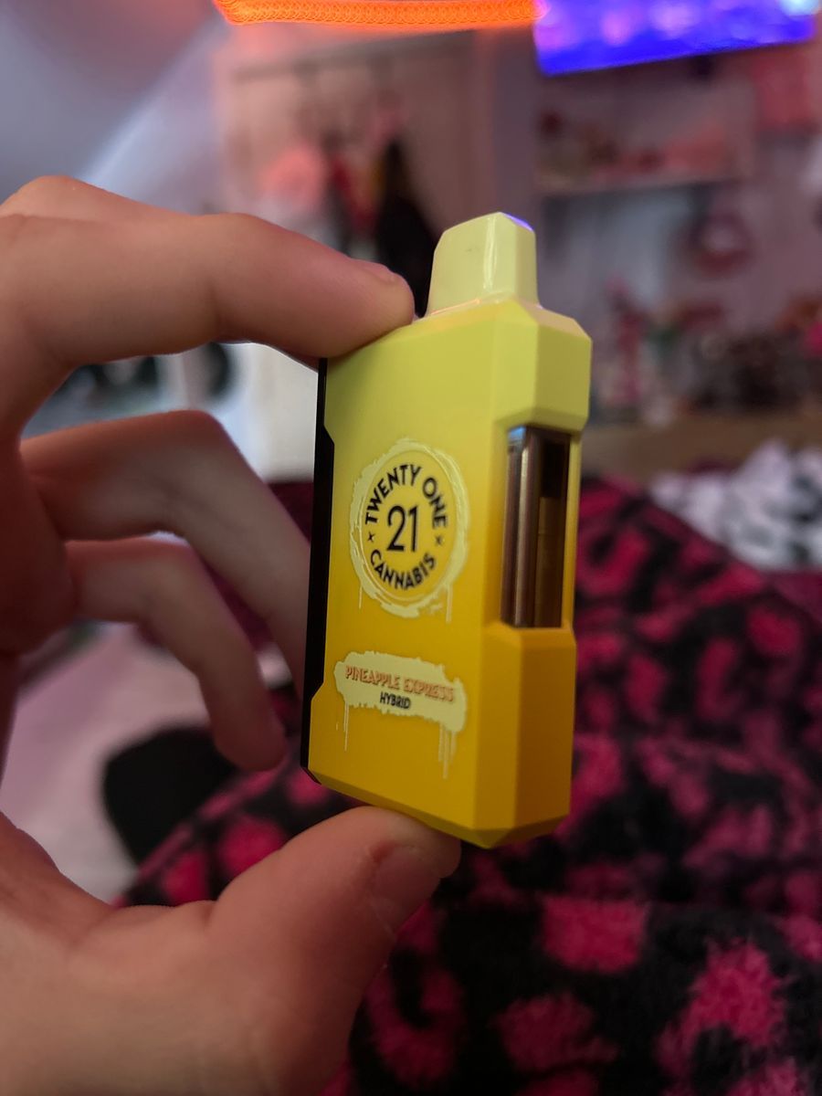 Twenty One Cannabis: Pineapple Express
