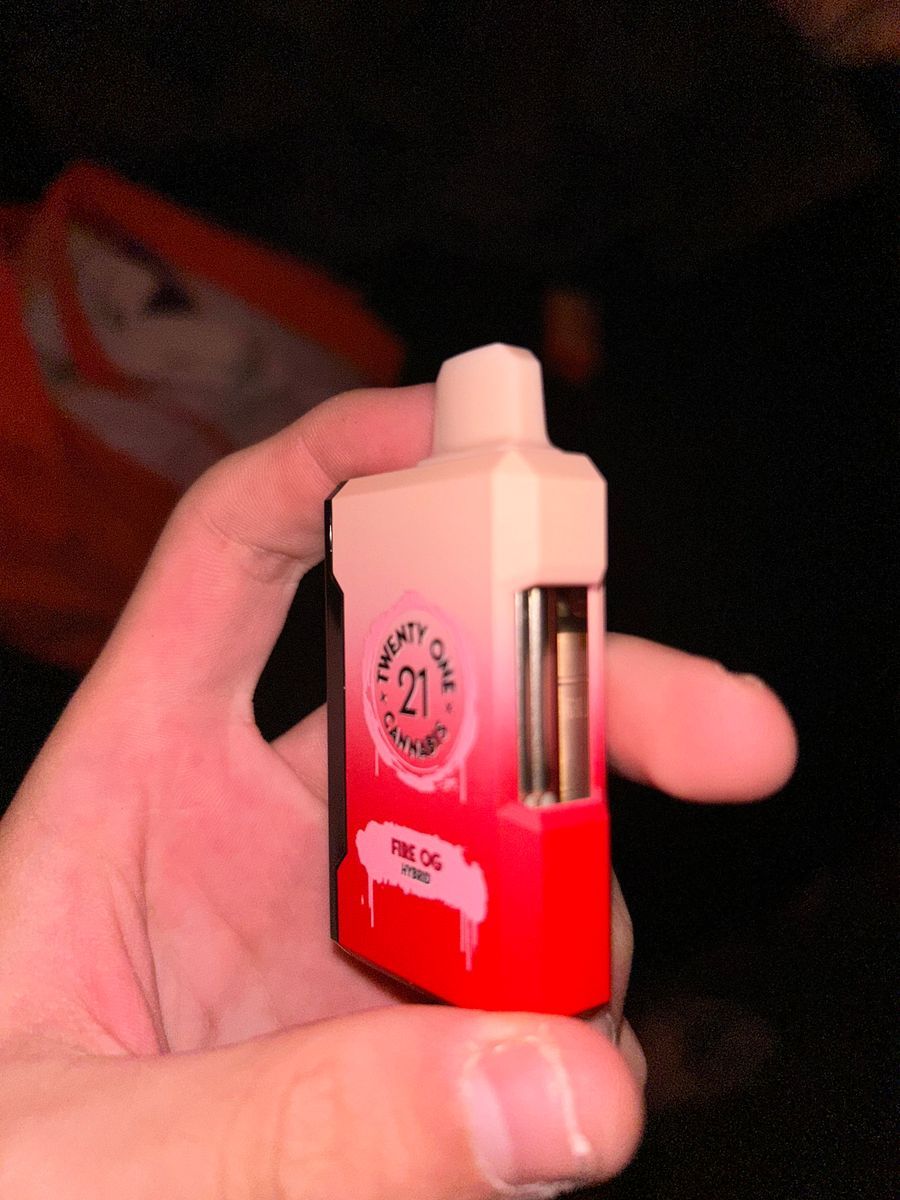 Twenty One Cannabis: Fire Og