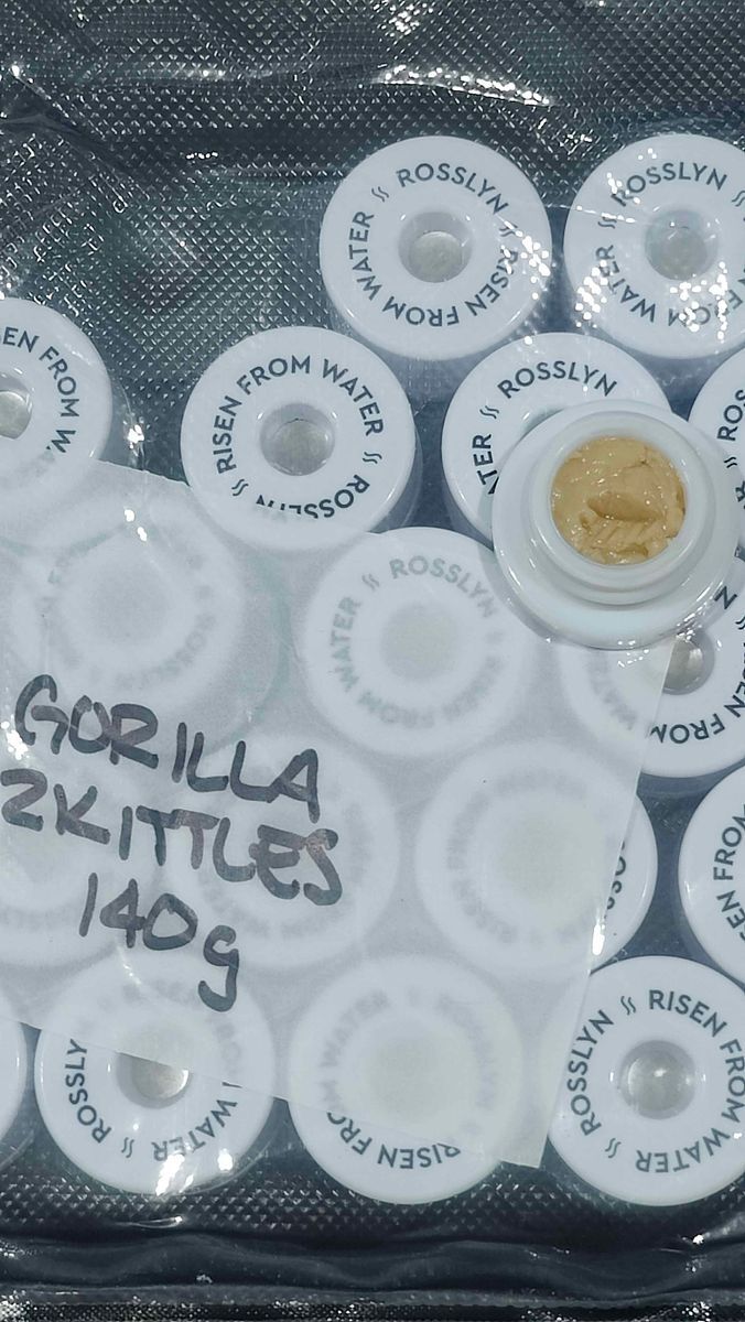 Rosslyn: Gorilla Skittlez