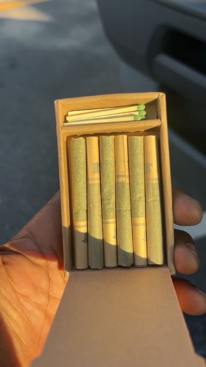 Lowell Smokes: The Chil Indica Blend Prerolls