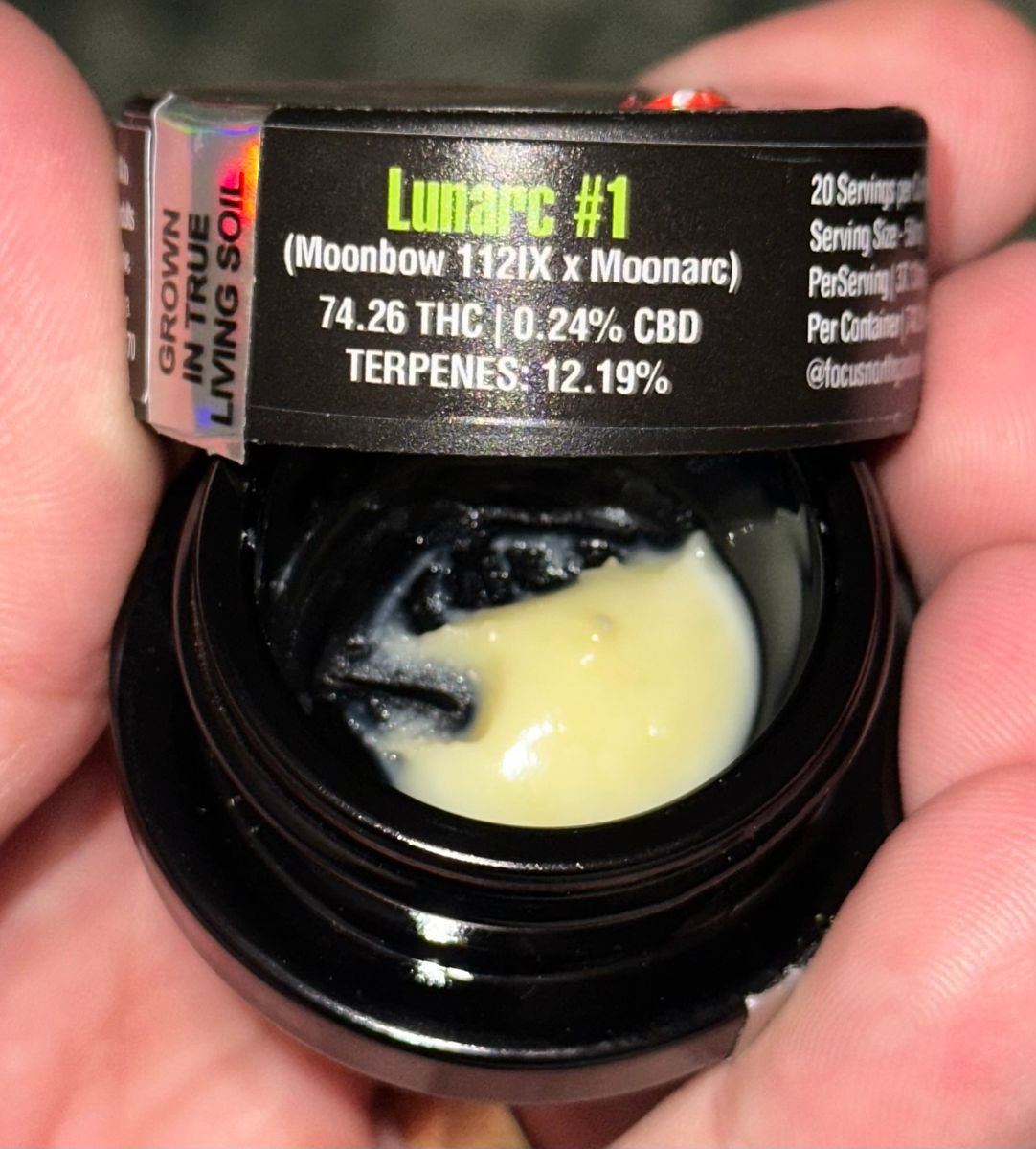 Lunarc strain
