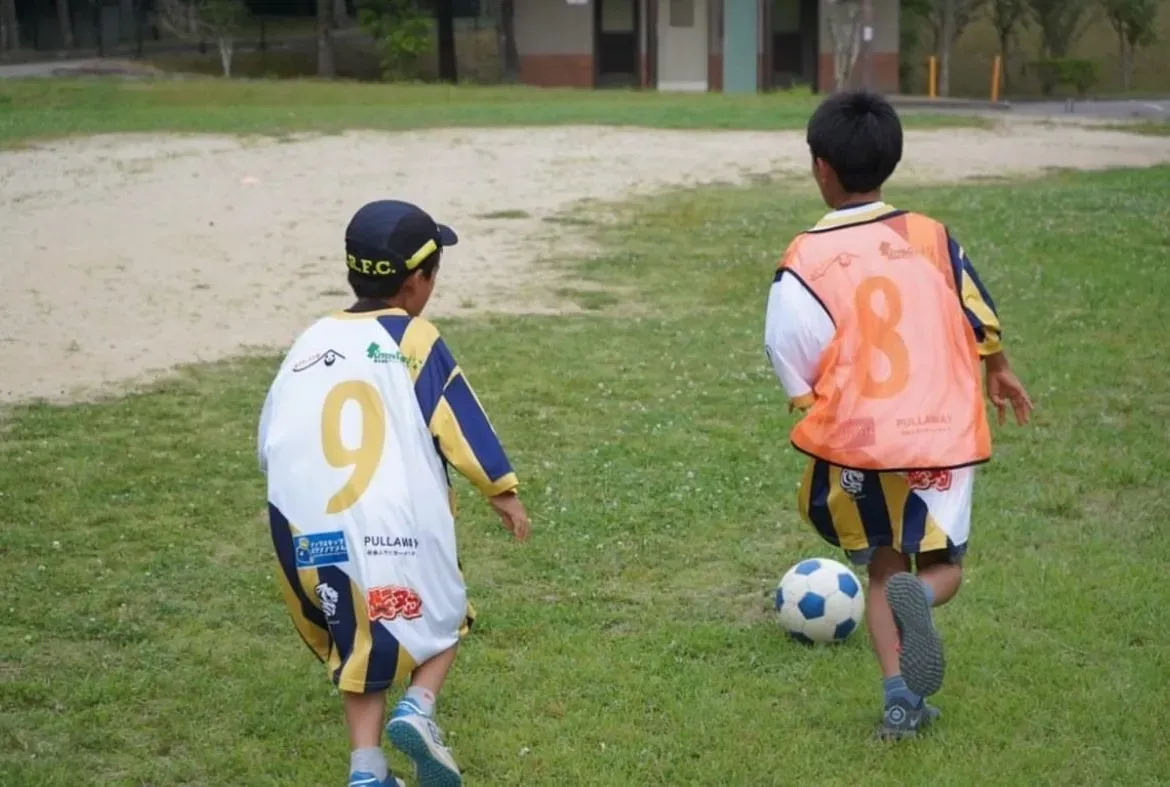 サッカーを通じて未来を創る。地域密着と子どもたちの成長