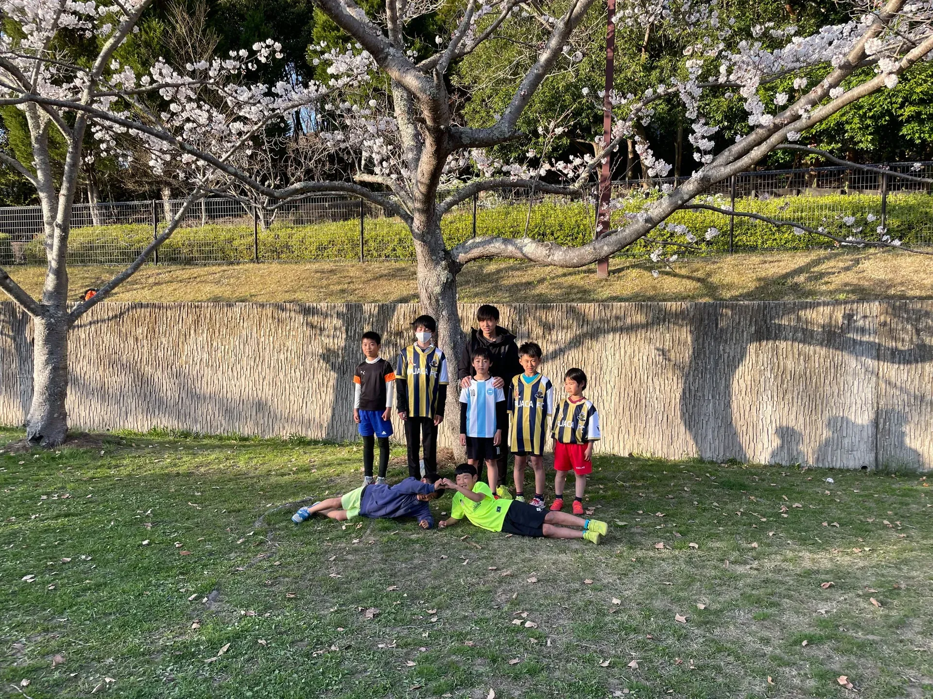 サッカーを通じて未来を創る。地域密着と子どもたちの成長