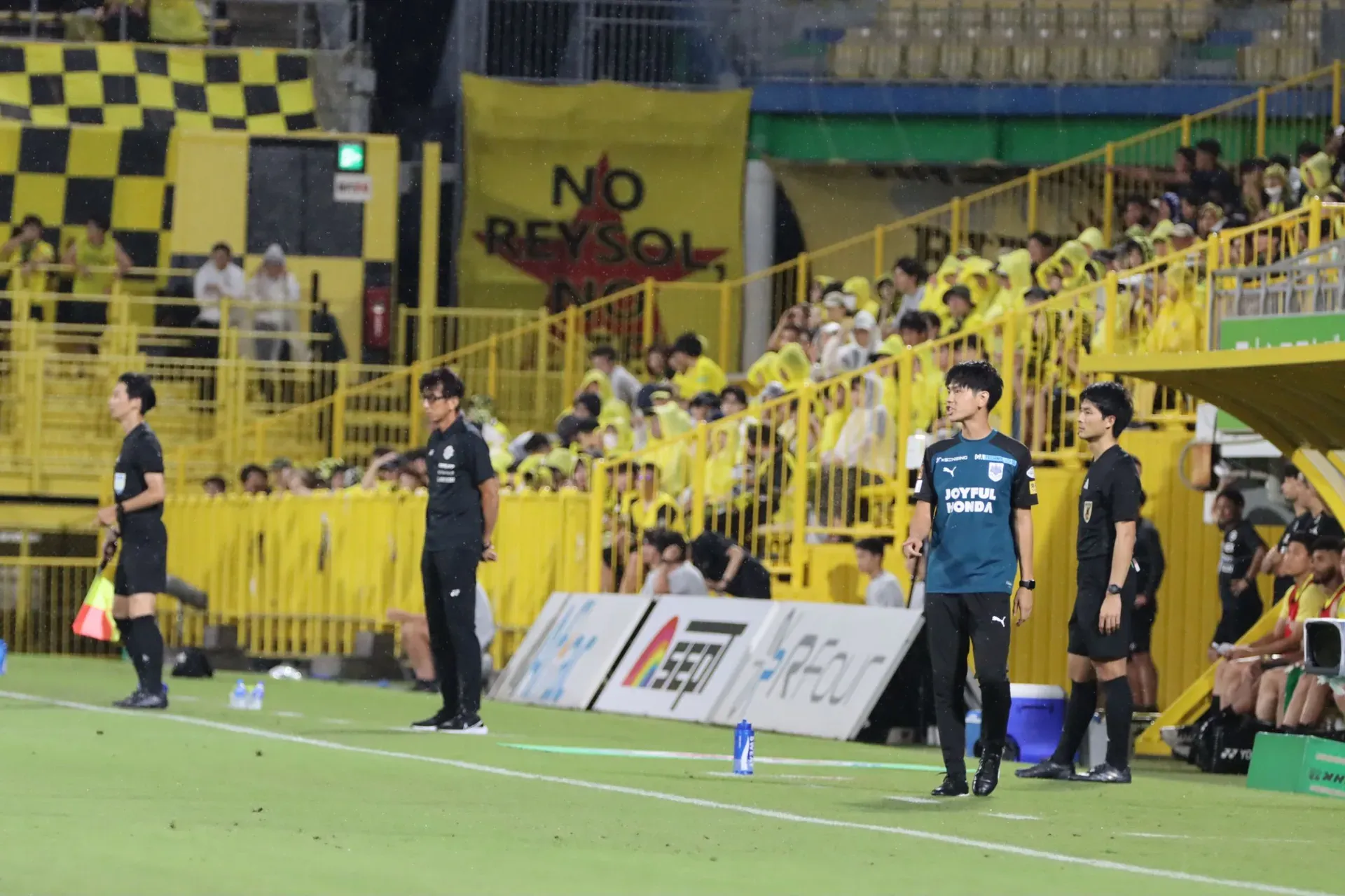 指導者として歩む新たな道。未来のプロ舞台と選手の成長