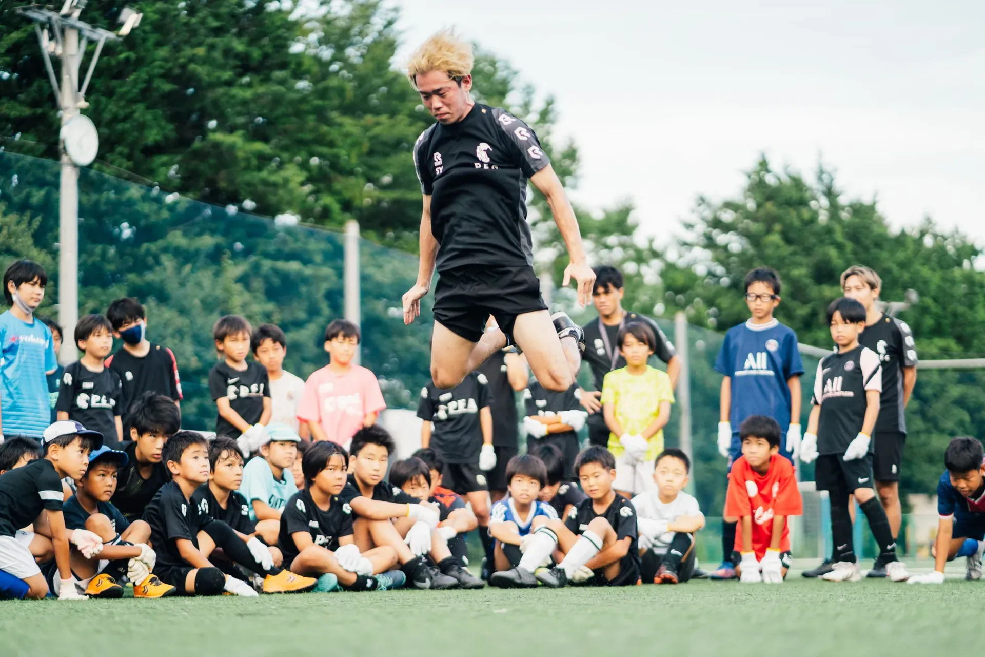 育成年代からプロまで 幅広い選手たちを指導する "唯一無二のパフォーマンスコーチ"