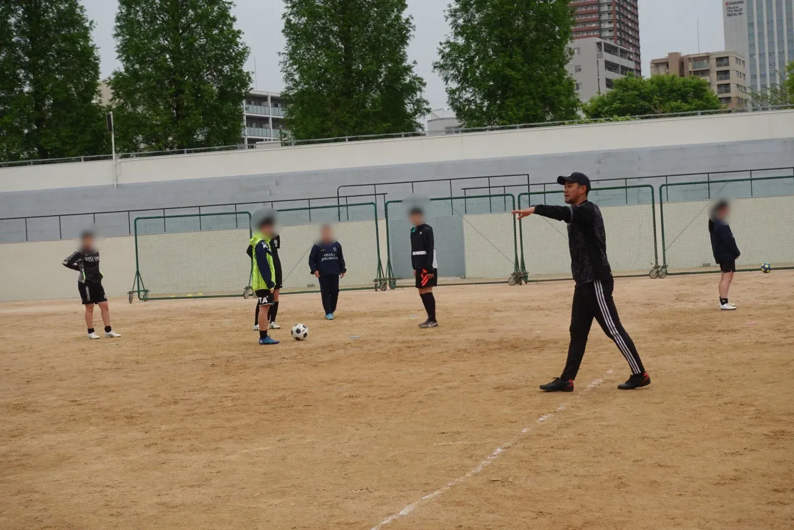 「サッカーを教えない指導」で反骨心を燃やし続ける指導者