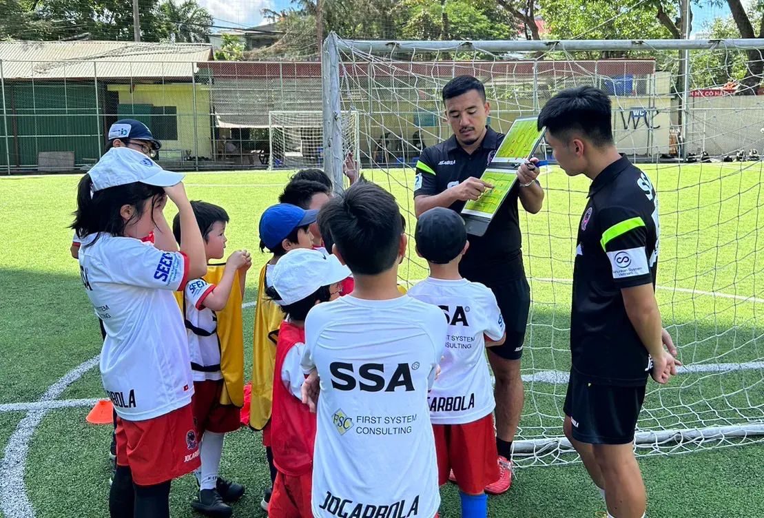 日本、スペインでの指導経験を経てベトナムへ。東南アジアサッカーのレベルを引き上げたい。