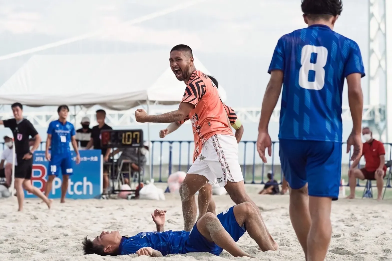 ビーチサッカーの魅力を多くの人に届けたい。選手、指導者、クラブ代表として業界を盛り上げていく事に邁進中。