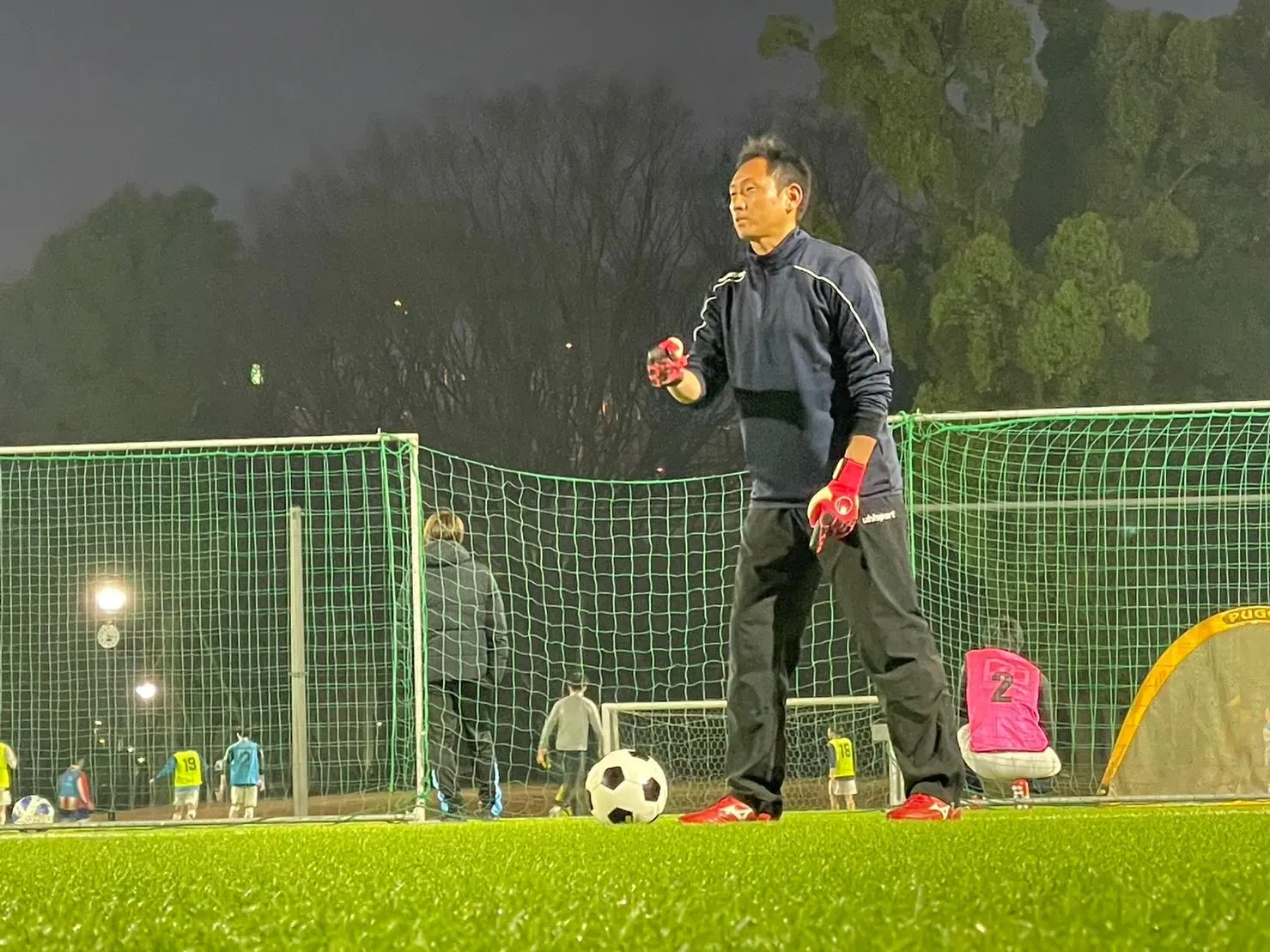 脱サラから開校したGKスクールで、サッカーの楽しさを伝える。