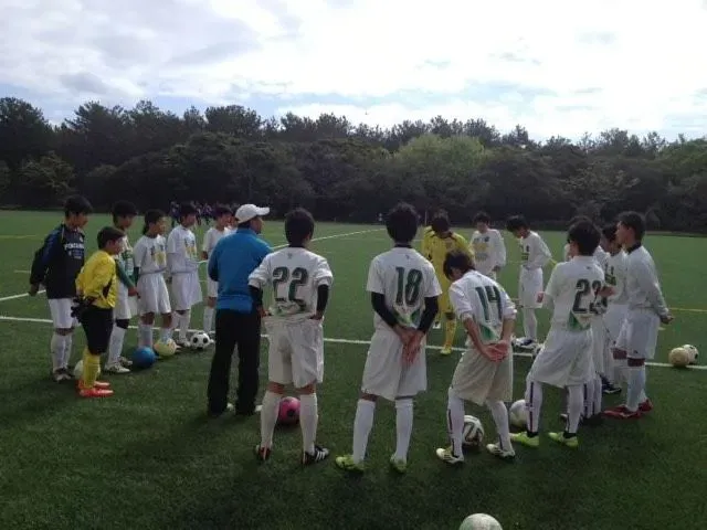 子どもたち、サッカー指導者の未来を創る挑戦