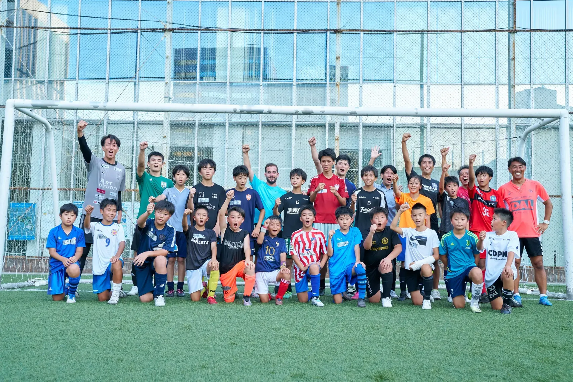 「毎日のトレーニングを "こなす" ことに慣れてはいけない。」スペイン人指導者が発信する、"意識の差"。
