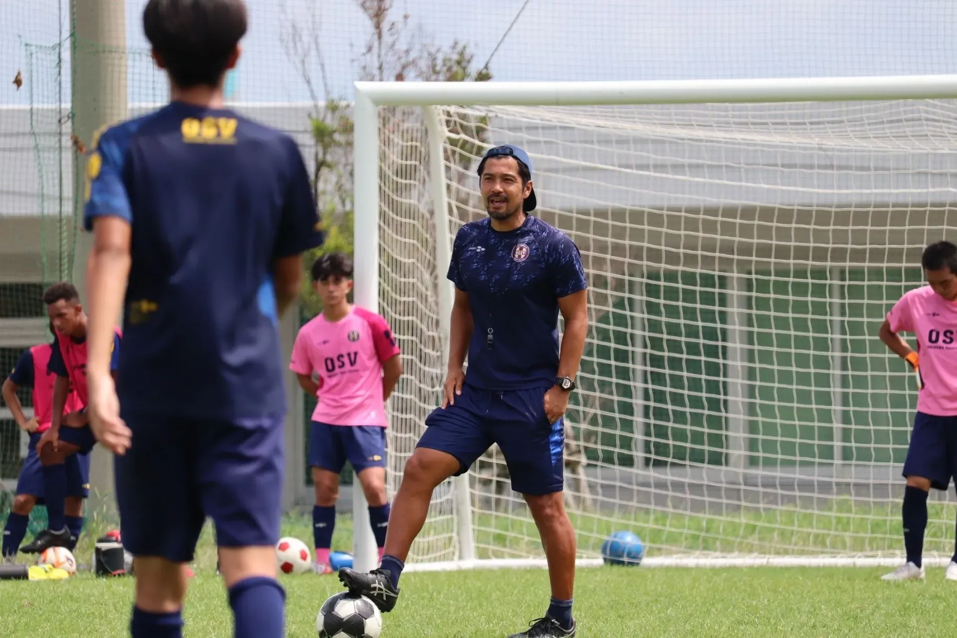 プロ選手を経てユース指導者へ！沖縄SVを通して沖縄を盛り上げたい