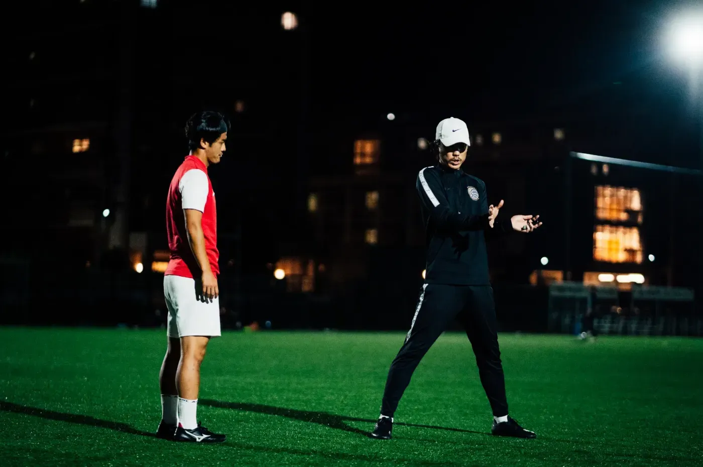 サッカー指導者になるには？さまざまな歩み方によってそれぞれの良さが存在する。