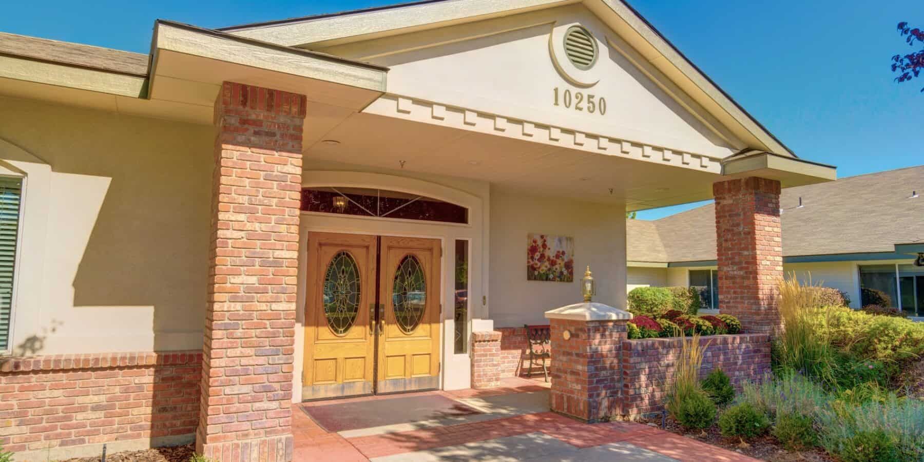 Overland Court Senior Living