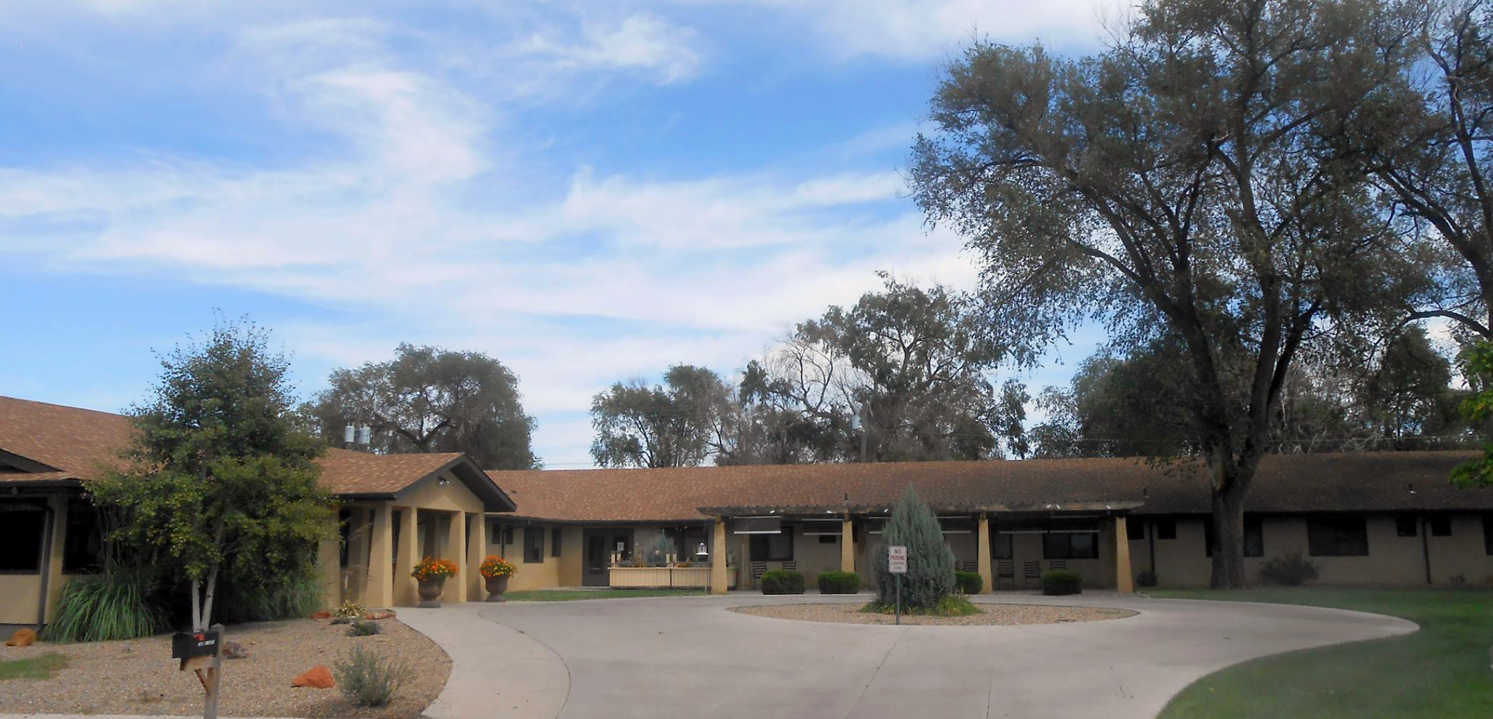 Lamar Estates-428 Healthcare