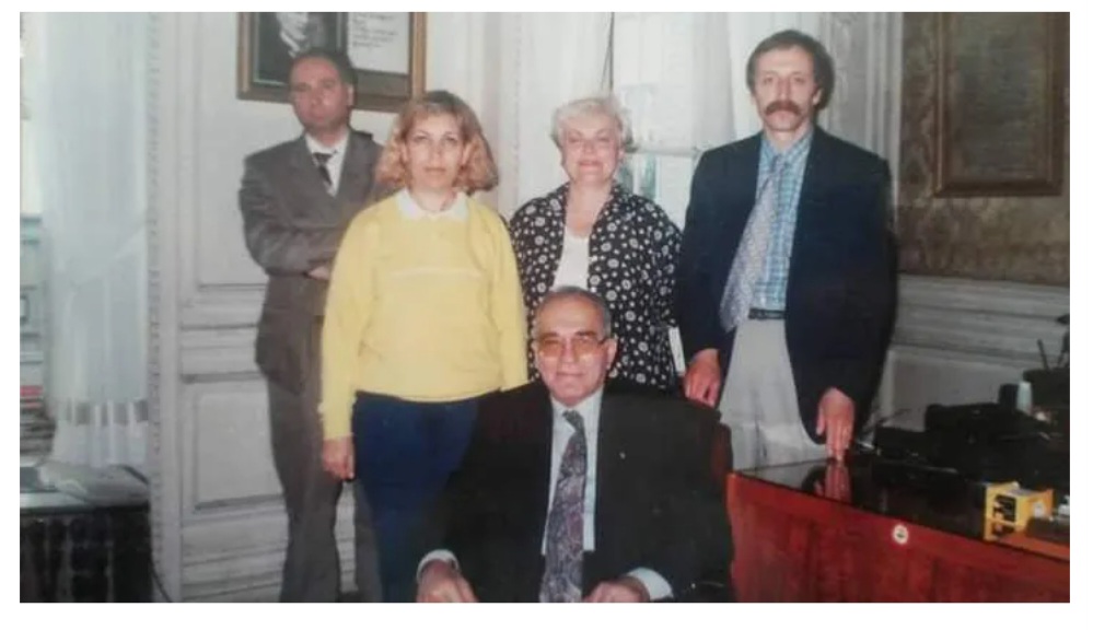 Fikret Hakan ile.
Kadıköy Kız Lisesi